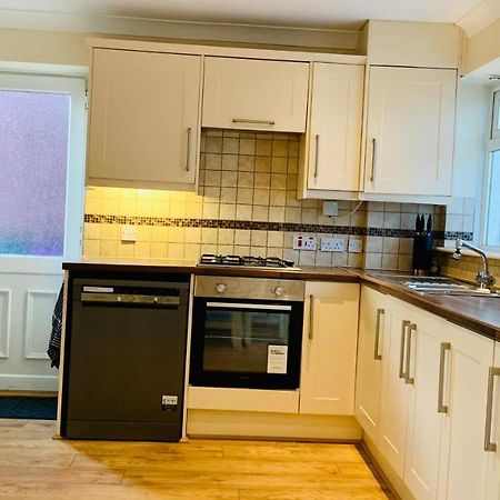 Homely Detached 3 Bedroom House Near Sheffield Rotherham Exteriér fotografie