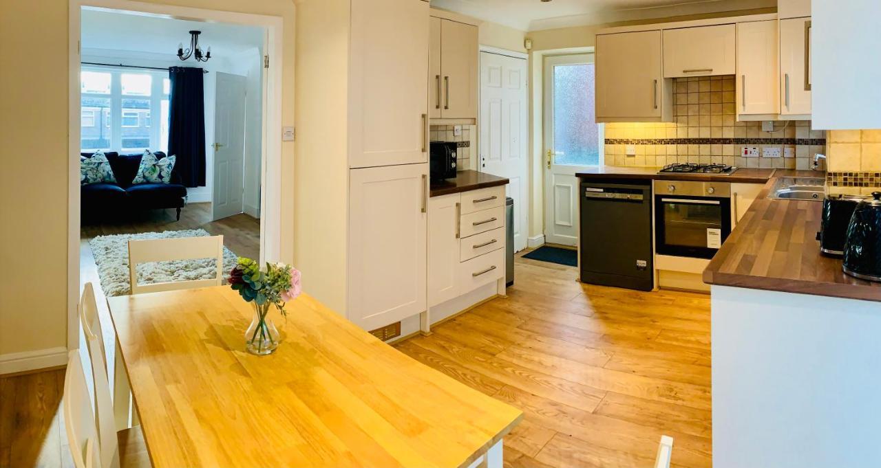 Homely Detached 3 Bedroom House Near Sheffield Rotherham Exteriér fotografie
